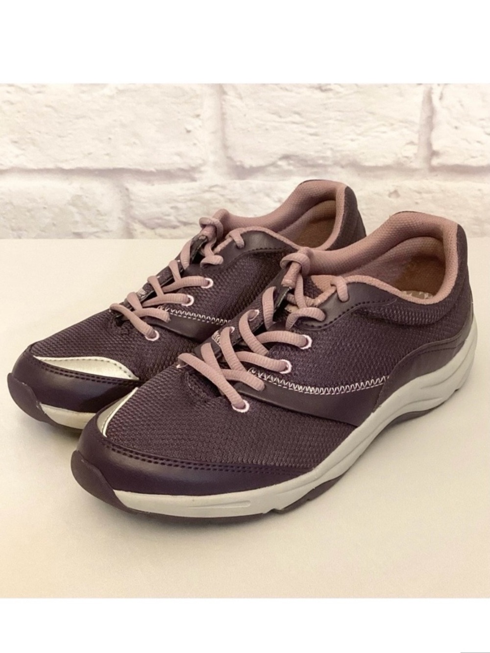 Vionic 7 Wide Kona Women's Sneakers Purple Tennis Shoes Walking Comfort